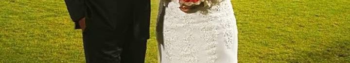 بالصور.. عريس "هلالابي" يصطحب عروسته لاستاد الهلال لتوثيق لحظات فرحهم بـ"الجوهرة الزرقاء" 13 عريس هلالابي يصطحب عروسته لاستاد الهلال