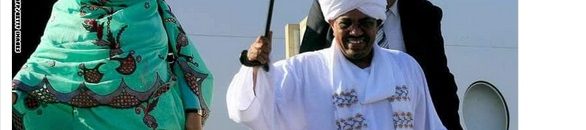 سيدة السودان الأولى “التويترية” تتغزل في البشير: أخذتني النّشوة لعينيك، جعلتني في الحبّ أسيرة، وحمور زيادة يكشف اصل الحكاية 14 وداد بابكر3