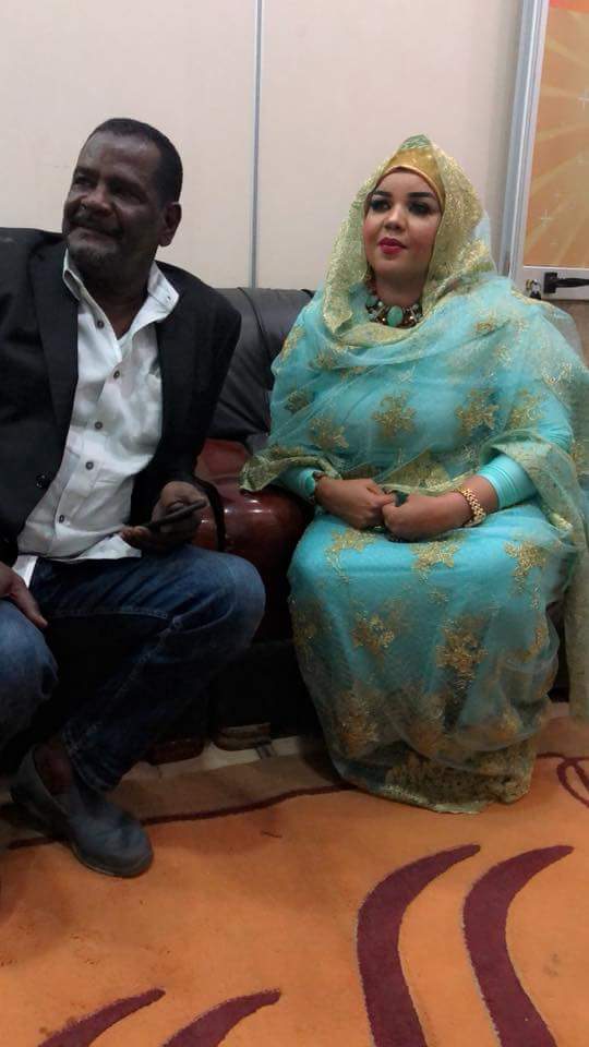 بالصور..ندى القلعة تلتقي المخرج سعيد حامد..هل تفكر سيدة الغناء السوداني في دخول السينما المصرية؟ 3 هل تفكر سيدة الغناء السوداني في دخول السينما المصرية4