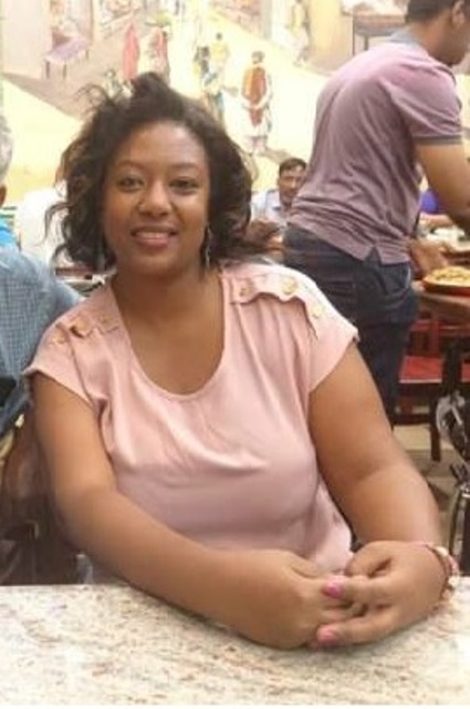 نشطاء: القبض على الناشطة السودانية ويني عمر وتواجه هذه المرة تهم ممارسة الدعارة وتعاطي الخمر 1 ويني عمر