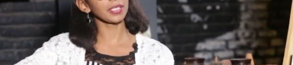 بالفيديو.. خريجة سودانية تعيد للخرطوم ذكرياتها الجميلة وتفتتح "مقهي" ثقافي وتقول: في الشارع بقولوا علي دي ست الشاي البتقعد لأخر الليل 10 خريجة سودانية تفتتح مقهي ثقافي بالخرطوم