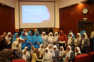 د.تهاني تخاطب احتفال اليوم العالمي للفتيات في مجال تكنولوجيا المعلومات والاتصالات.. صور 3 تهاني2