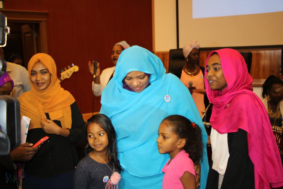 د.تهاني تخاطب احتفال اليوم العالمي للفتيات في مجال تكنولوجيا المعلومات والاتصالات.. صور 1 تهاني3