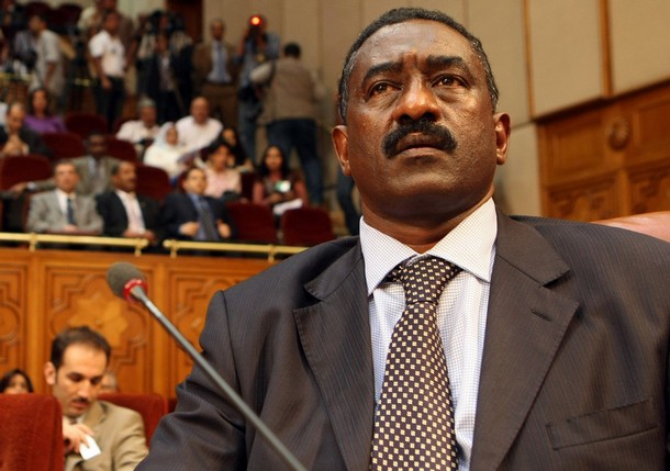 استدعاء وزيرَي النفط والكهرباء بالبرلمان بشأن قطوعات التيار والوقود 1 الوسيلة