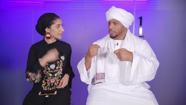 مها جعفر تدخل السعودي "فهد سال" مدرسة لشرح معاني الأمثال السودانية وكلمات الشوارع.. البت دي قرض.. فيديو 1 مها فهد