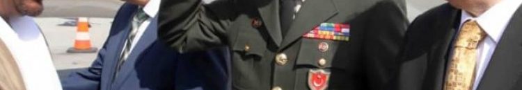 رئيس الجمهورية يصل اسطنبول للمشاركة في القمة الاسلامية الطارئة 10 البشير يصل تركيا