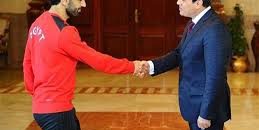 السيسي يتصل بمحمد صلاح .. ويؤكد "وجدته أقوى من الإصابة" 10 السيسي وصلاح