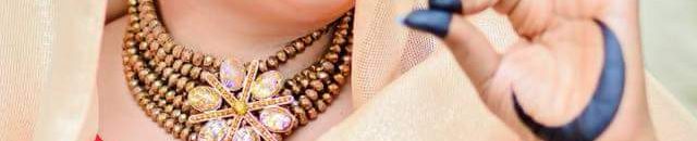 بالفيديو: ندى القلعة تهبط بالحلنقي لمستوى (اجيكا جكا) بعد وردي وود الامين واستنكار في مواقع التواصل 10 الفنانة ندى القلعة ترسم الهلال على يدها وتثير فضول الجمهور4