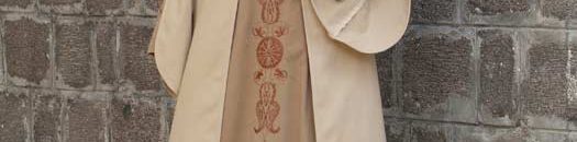 منظمون يسمحون بالتصوير خلال عرض أزياء نسائي نادر في السعودية 10 1238002958