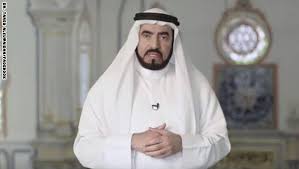 الكويت تسحب جنسية الداعية طارق السويدان 2 images