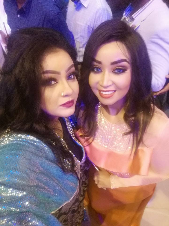 النيل الأزرق ونجوم الفن يزفون المذيعة سهيلة عروساً