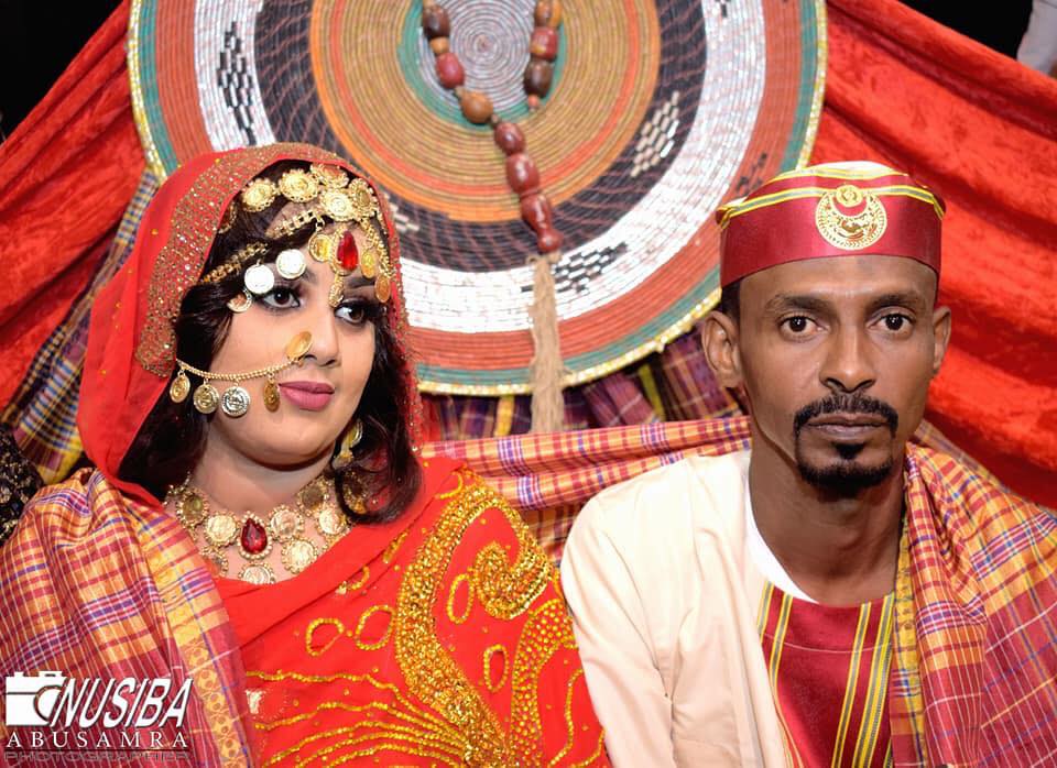 النيل الأزرق ونجوم الفن يزفون المذيعة سهيلة عروساً4