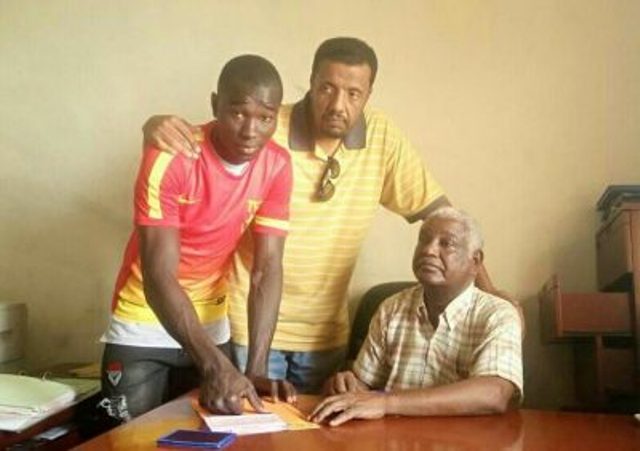 النيجري سومانا يبدي رغبة الانضمام للمريخ 1 مجيد سومان