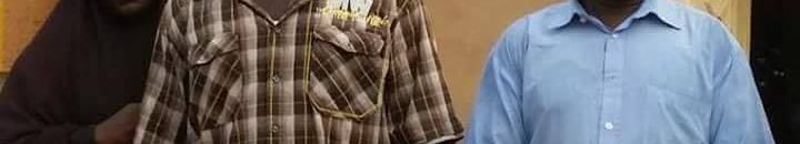 هدية عظيمة من سيدة لسائق "ركشة" سوداني ضرب أروع الأمثال في الأمانة وأعاد مبلغ 100 مليون عثر عليهم في ركشته 10 هدية عظيمة من سيدة لسائق ركشة سوداني ضرب أروع الأمثال في الأمانة وأعاد مبلغ 100 مليون عثر عليهم في ركشته