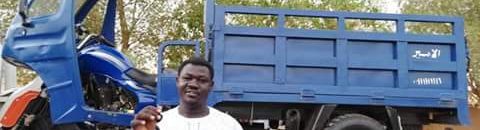 قروب على مواقع التواصل يهدون سائق الركشة الذي أعاد مائة ألف لصاحبها “هدية” تعادل ضعف ما أعاده 10 محمد موسى