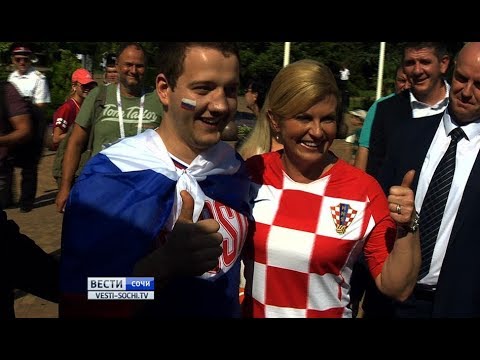 رئيسة كرواتيا عانقت اللاعبين فأحرجت قنوات إيرانية! 1 12952613