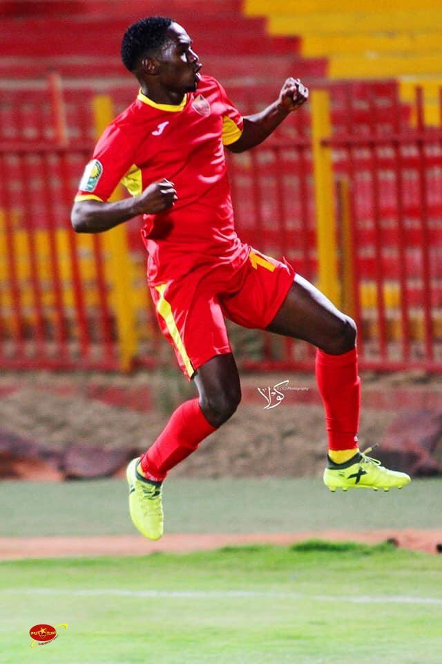 بالفيديو.. بسبب هذه اللقطة جماهير الهلال تطالب لجنة الإنضباط بإيقاف "غربال" المريخ وإبعاده عن لقاء الديربي المرتقب 1 الغربال محمد عبد الرحمن