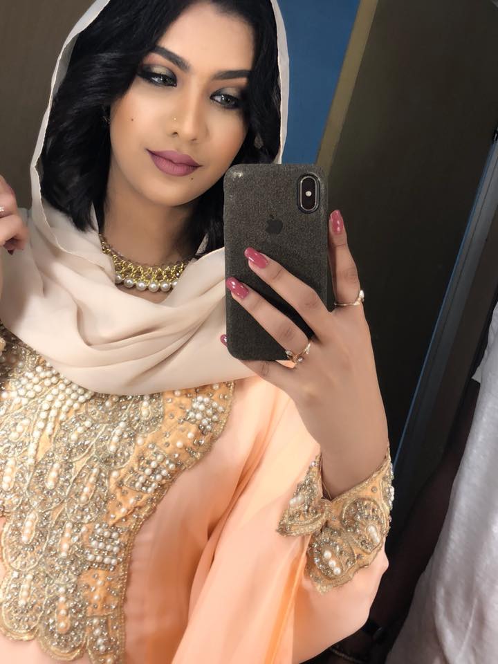 جمهور لوشي يطلق عليها لقب (الشيخة لولة) 1 لوشي تدعو اصدقائها للونسة