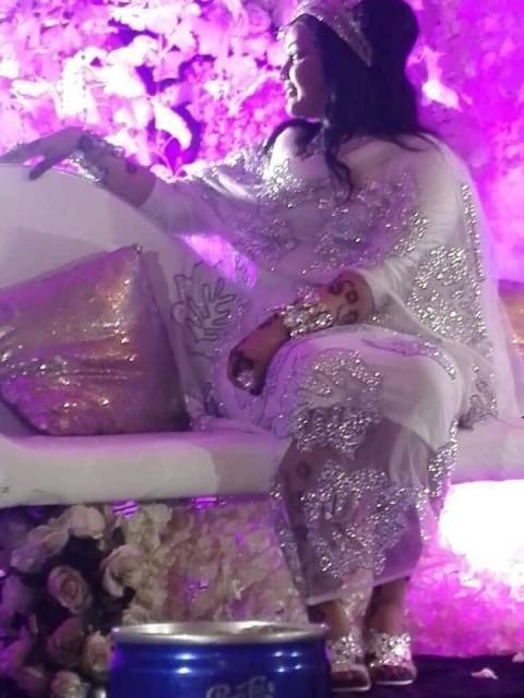 أفراح عصام بعد انفصالها من زوجها الثاني تغير حالتها على (فيسبوك) إلى “علاقة مفتوحة” 1 افراح عصام