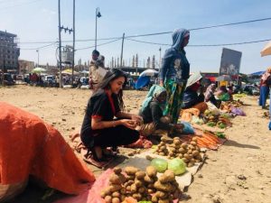 فستان رفيدة ياسين وشعرها المسدل يسحر اًصدقائها ويصفونها بالفاتنة .. صور 4 رفيدة3