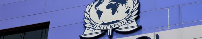 التقى رئيس منظمة «إنتربول».. اليوسف: مكافحة الجريمة المنظّمة 11 الانتربول