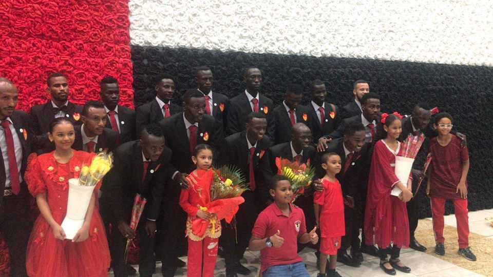 بالصور.. أناقة لاعبي المريخ بالإمارات تحصد الإعجابات 2 أناقة لاعبو المريخ2