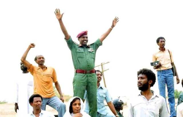 البشير من أذكى الذين ظهروا في المسرح السياسي وأنه الوحيد الذي أبطل لفترة طويلة أثر الترابي وكان أشد من النميري في جعل المهدي والميرغني سواح 1 البشير