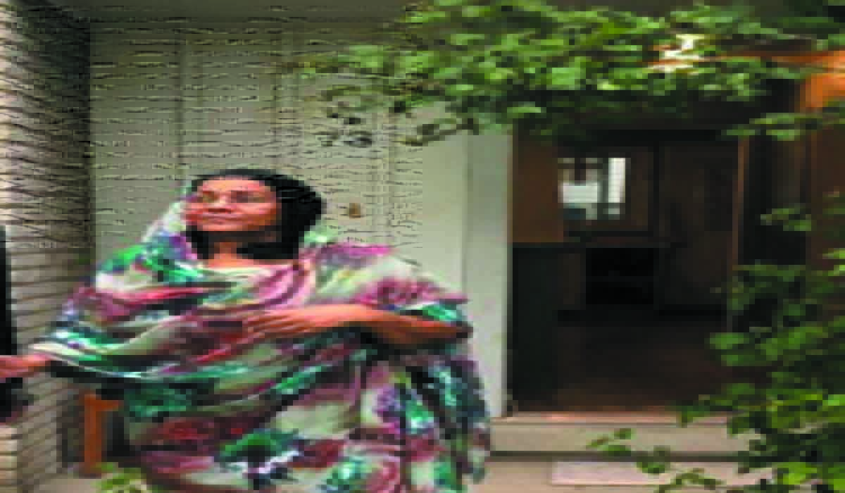 لماذا كان “مصطفى سيد أحمد” يُكثر من ترديد (في الأسى ضاعت سنيني) في أيامه الأخيرة؟ 1 زوجة مصطفى سيدا احمد