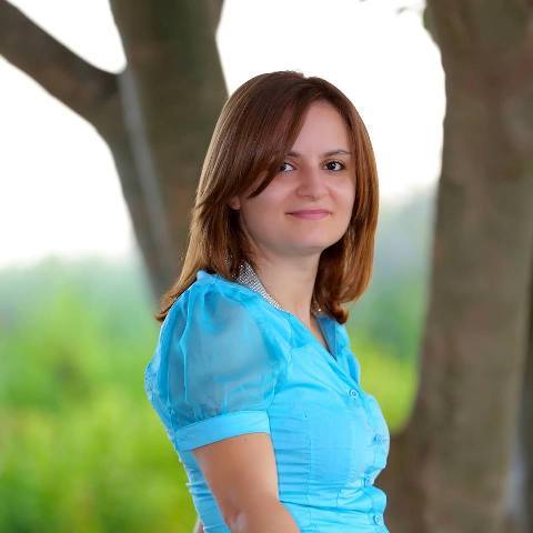 بالفيديو .. كيف تجعل شخص تحبه عبر مواقع التواصل أن يرتبط بك 1 لميس شعبان