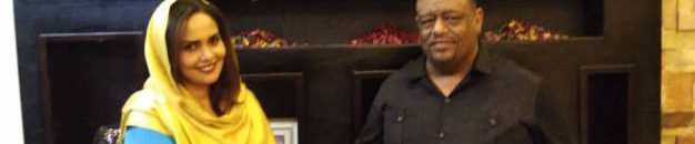 (الإنتباهة) تكسب توقيع صاحبة (خلف الأسوار) سهير عبد الرحيم 10 سهير العمدة