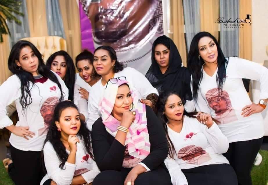 حسناوات يرتدين ملابس عليها شيخ الامين2