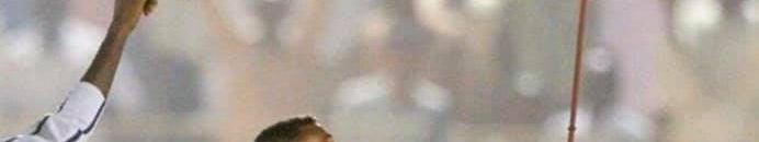 بالصور.. أسطورتي كرة القدم السودانية البرنس والعجب يدعمان الشعب في ثورته حتى النهاية 12 هيثم مصطفي