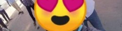 بالصور .. نجم برنامج (ذا فويس) الشهير يلتقط سيلفي وسط “بمبان” التظاهرات 10 نايل 300x288