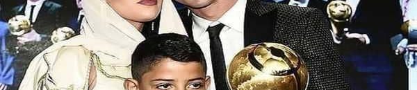 صديقة رونالدو على "الطريقة العربية" في دبي 10 1 1214667