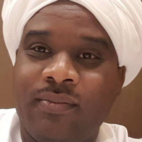 معتز بلال: ضياء شقيقي واعلم أن شهادتي فيه مجروحة ولكنني لا اعتقد أن "عثمان فضل الله" اكثر نبلا ولا طهارة منه 1 معتز بلال