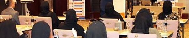 مجلس سيدات أعمال عجمان ينظم استراتيجيات التسويق الرقمي 10 امين