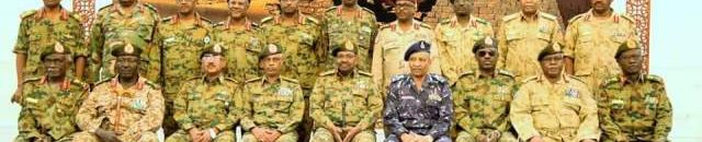 طارق عثمان: إنقلاب البشير الجديد 11 حكام