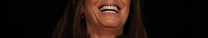 سناتورة أميركية بارزة تكشف "اغتصاب رئيسها" لها 10 مارتا ماسكالي