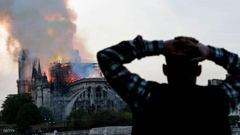 السلطات الفرنسية تكشف سببا محتملا لحريق كاتدرائية نوتردام 1 1 1245128