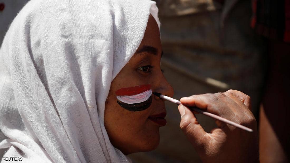رمزيات الثورة السودانية.. أغان وقطارات وسيدات مناضلات 1 اعتصام