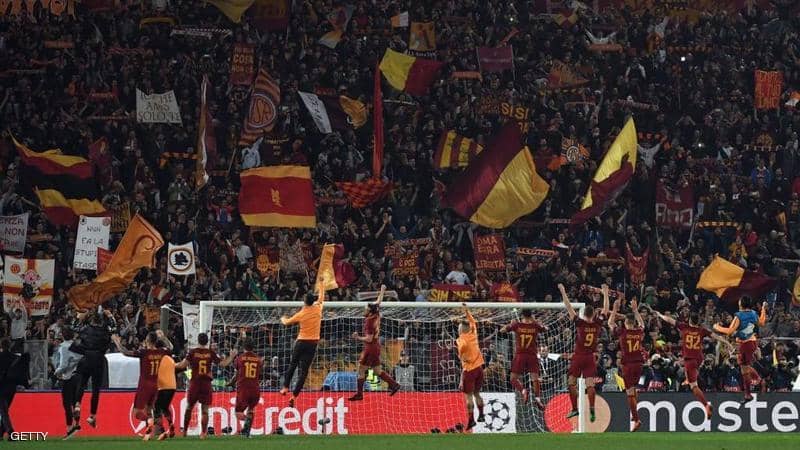 نادي روما يمنع لاعبيه من التقاط الصور مع "الفنان النحس" 1 روما