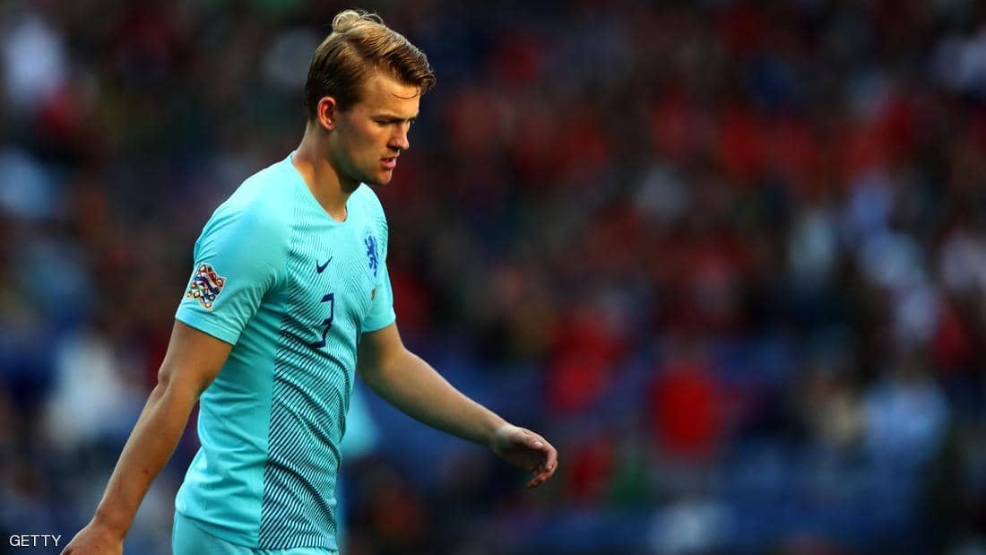 أخيرا .. دي ليخت يرد رسميا على عرض برشلونة 1 دي ليخت