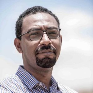 المحكمة تدين مستشار حمدوك السابق "أمجد فريد" في القضية المرفوعة ضده من "ساندرا فاروق" 3 امجد فريد