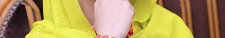 شاعر سوداني معروف يتغزل في إسراء عادل بقصيدة تشعل مواقع التواصل: (أحلى مذيعة في السودان جمالك مسخ النسوان) 10 إسراء عادل