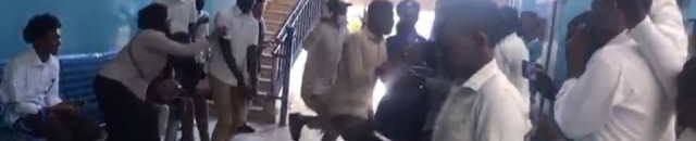 من شكل الهتاف والرقص حول الرجل فسجم ايام السودان النحسات ان كان هؤلاء مستقبل علومه 10 بلم