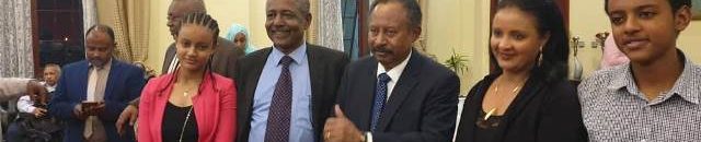 الحرس الرئاسي بالخرطوم يبعث طاقم حماية لاديس ابابا لمرافقة رئيس وزراء السودان عبد الله حمدوك الى الخرطوم 10 عبد الله حمدوك