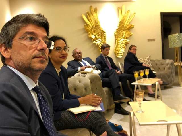 أمريكا تقرر إعادة سفيرها إلى الخرطوم 1 حمدوك اوربا 1