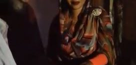 بالفيديو.. نجم المظاهرات (دسيس مان) يفاجئ الكنداكات ويعقد قرانه.. شاهد لحظة تلبيسه الدبلة لزوجته وسط فرح الحاضرين 11 دسيس مان