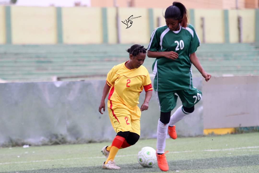 اللاعبة ارجوان٣