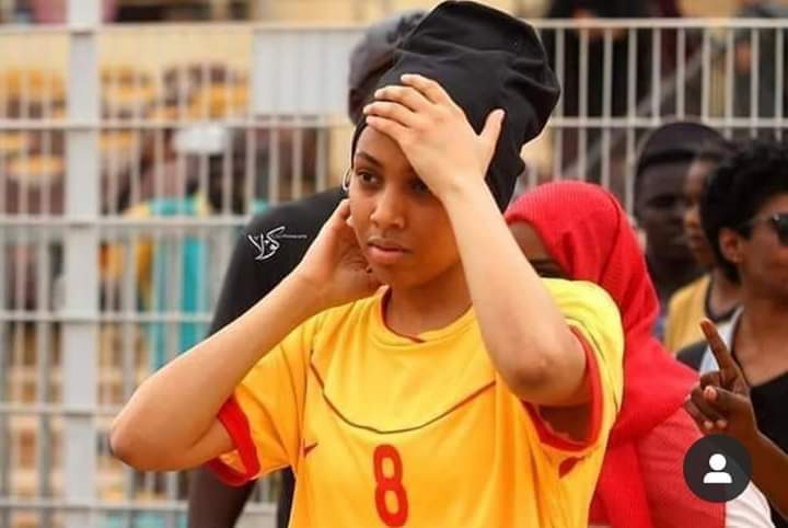 بالصورة.. كرة القدم النسائية تتصدر المشهد بالسودان.. (برنسيسة) الملاعب الجديدة تشعل مدرجات المواقع ونشطاء يعلنون (الانبراش) 1 FB IMG 1570017340887